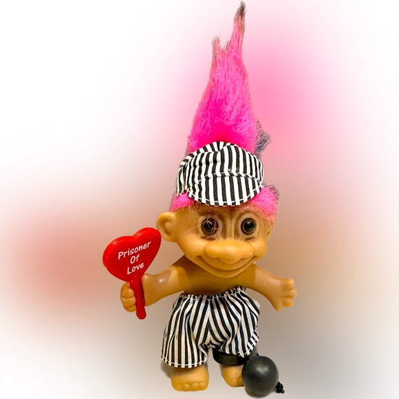 VTG RUSS VALENTINE TROLL PRISONER OF LOVE HOT PINK BLACK STRIPE GIFT DOLL HEART - Picture 2 of 8